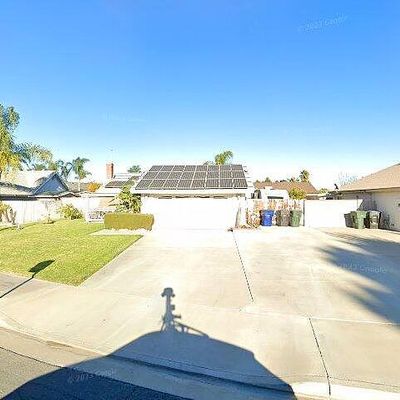 4275 Redstar Ct, Riverside, CA 92505