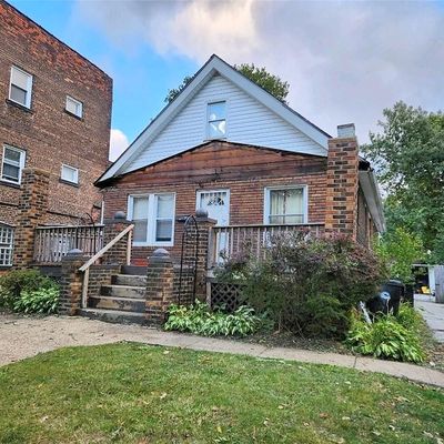 431 E 143 Rd St, Cleveland, OH 44110