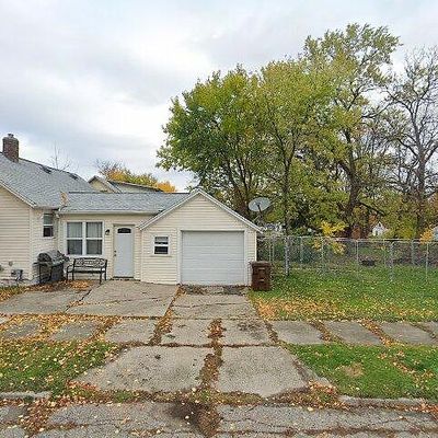 4323 S Cedar St, Lansing, MI 48910