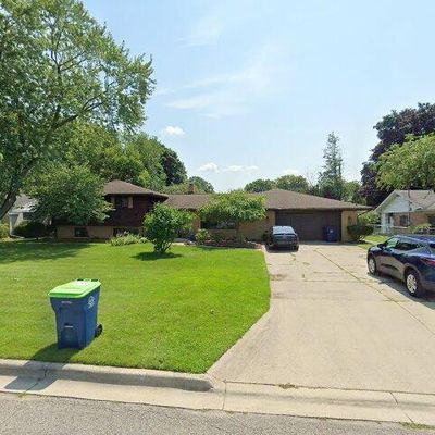 4405 Concord St, Saginaw, MI 48603