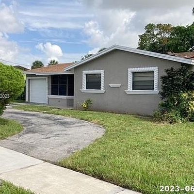 4421 Nw 37 Th St, Lauderhill, FL 33319