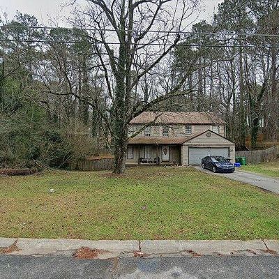 4634 Aberdeen Ln, Stone Mountain, GA 30083