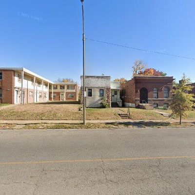 4632 S Grand Blvd, Saint Louis, MO 63111