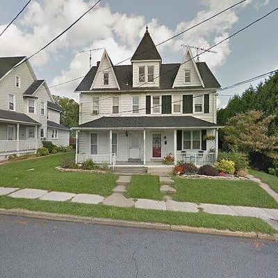 47 S Whitfield St, Nazareth, PA 18064