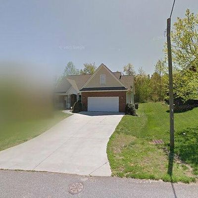 4743 Meadow Lark Ln, Hickory, NC 28602