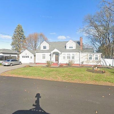 48 Dunstable St, Lawrence, MA 01843
