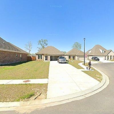 40240 Maddie Dr, Prairieville, LA 70769