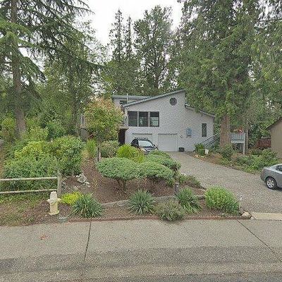 4045 169 Th Ave Se, Bellevue, WA 98008