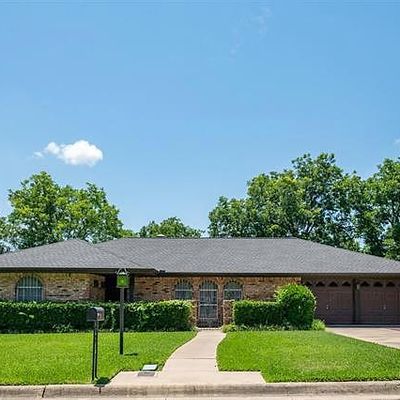 4105 Alicante Ave, Fort Worth, TX 76133