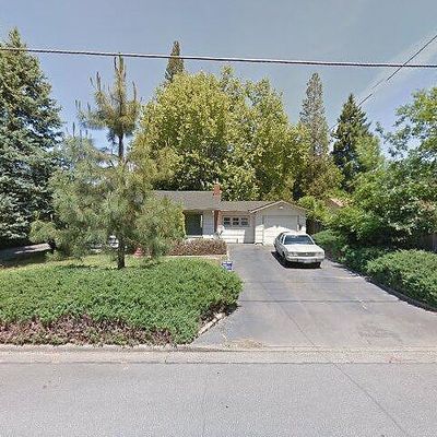 414 Nw Manzanita Ave, Grants Pass, OR 97526