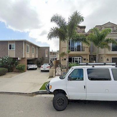 416 15 Th St, Huntington Beach, CA 92648