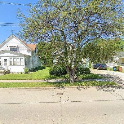 416 Racine St, Menasha, WI 54952