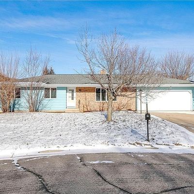 521 Mcdevitt St, Shakopee, MN 55379