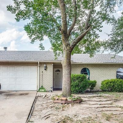 5221 Runyon Dr, The Colony, TX 75056