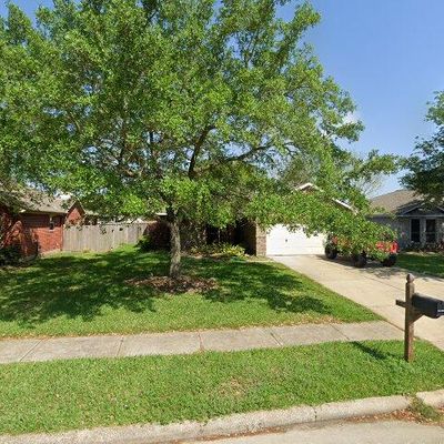 5315 Chasewood Dr, Bacliff, TX 77518