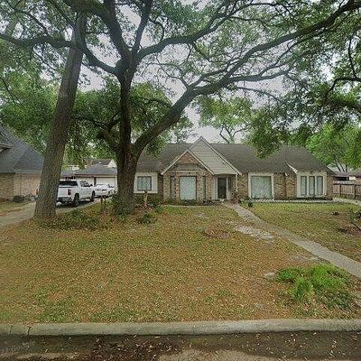 5315 Old Lodge Dr, Houston, TX 77066