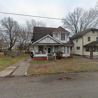 536 Holmes Ave, Barberton, OH 44203