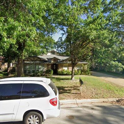 5403 Oak Brook Rd, Arlington, TX 76016