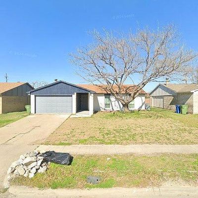 5413 Gates Dr, The Colony, TX 75056