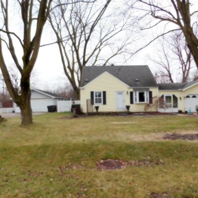 55217 Hayes Rd, Shelby Township, MI 48315