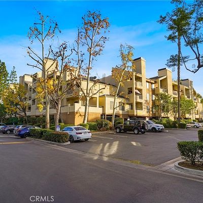 5525 Canoga Ave #319, Woodland Hills, CA 91367