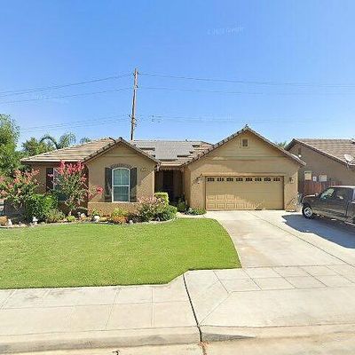 5569 E Edna Ave, Fresno, CA 93727