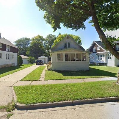 5687 N 38 Th St, Milwaukee, WI 53209