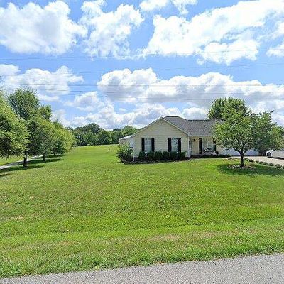 5760 Cumbee Rd, Hopkinsville, KY 42240