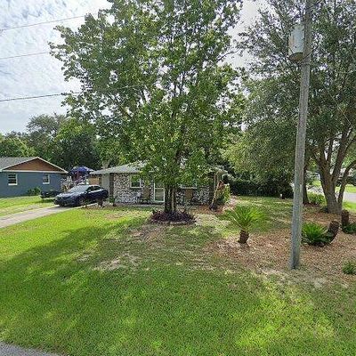 580 Pomelo Ave, Tavares, FL 32778