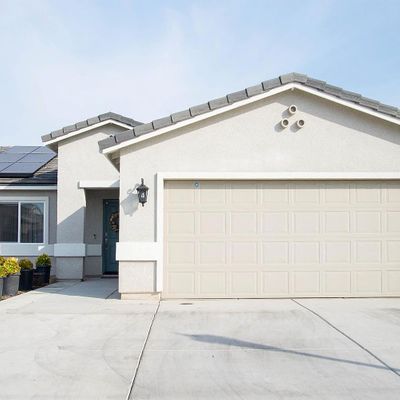 580 Fir Ave, Sanger, CA 93657