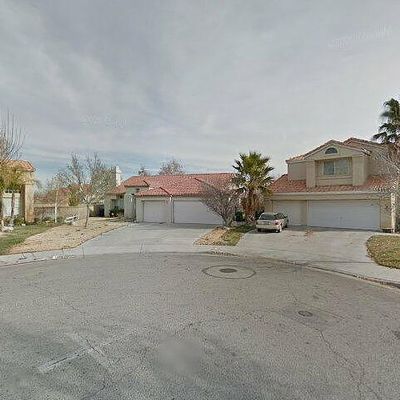 5823 Katrina Pl, Palmdale, CA 93552