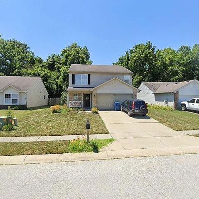 5828 Rolling Bluff Ln, Indianapolis, IN 46221