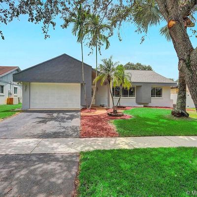 5836 Sw 119 Th Ave, Cooper City, FL 33330