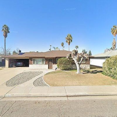 5904 Cedar Glen Ln, Bakersfield, CA 93313