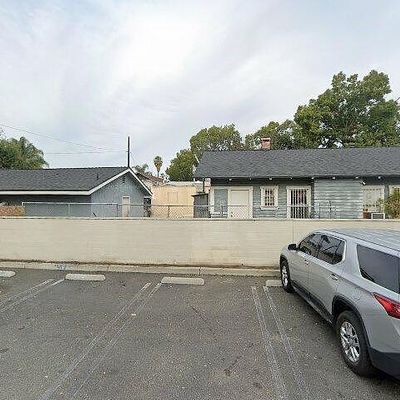 593 N San Antonio Ave, Pomona, CA 91767