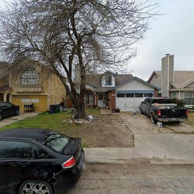 5945 Burning Sunrise Dr, San Antonio, TX 78244