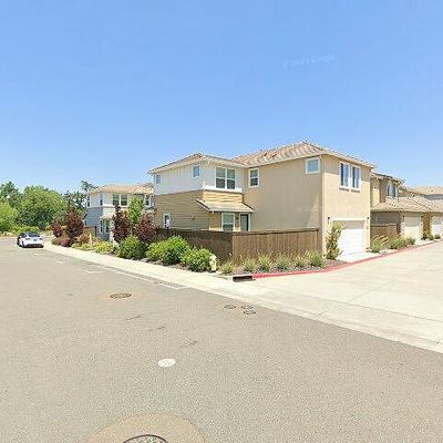 4848 Holden Dr, Rocklin, CA 95677