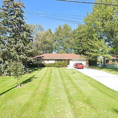4989 Curtice Rd, Northwood, OH 43619