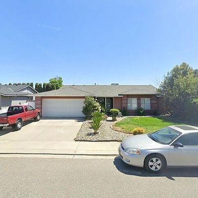 5004 Fonda Way, Ceres, CA 95307