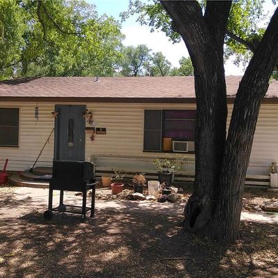 504 Grandview Dr, Gatesville, TX 76528