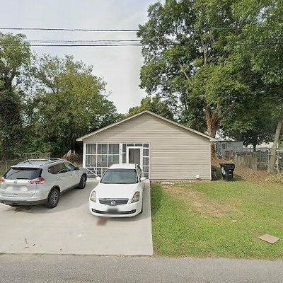 513 Madrin St, Elizabeth City, NC 27909