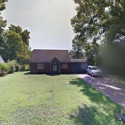 5132 Gill Rd, Memphis, TN 38109