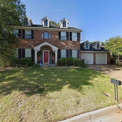 5204 Oak Gate Ct, Arlington, TX 76016