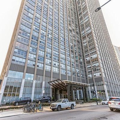 655 W Irving Park Rd #5007, Chicago, IL 60613