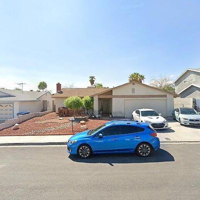 6641 Larchwood Ln, Las Vegas, NV 89103