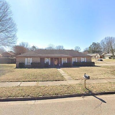 6679 Lake Valley Dr, Memphis, TN 38141