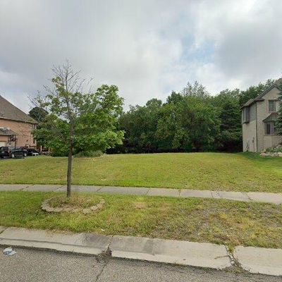 6857 Apple Blossom Trl, West Bloomfield, MI 48322