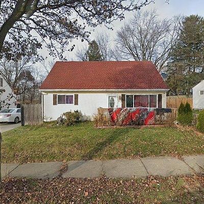 689 Independence Ave, Akron, OH 44310