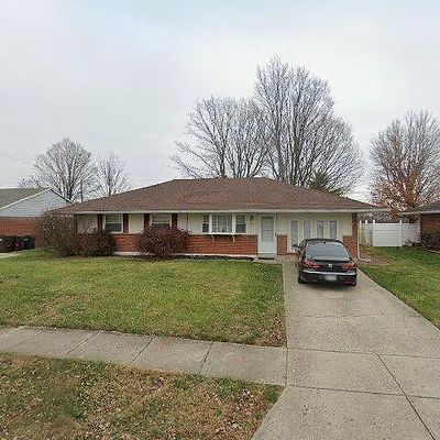 70 Brookhaven Dr, Dayton, OH 45426