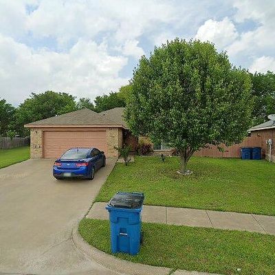 701 Phillips Cir, Kaufman, TX 75142